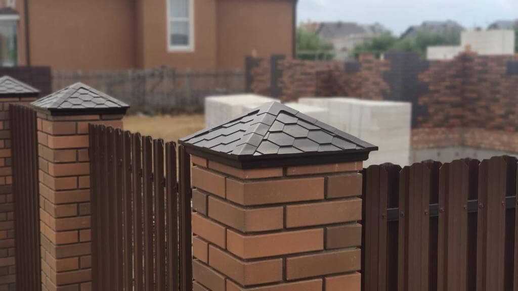 Колпак Zking Эверест Коричневый на столб 1.5х1.5 кирпича (390х390мм) в Куйбышеве фото