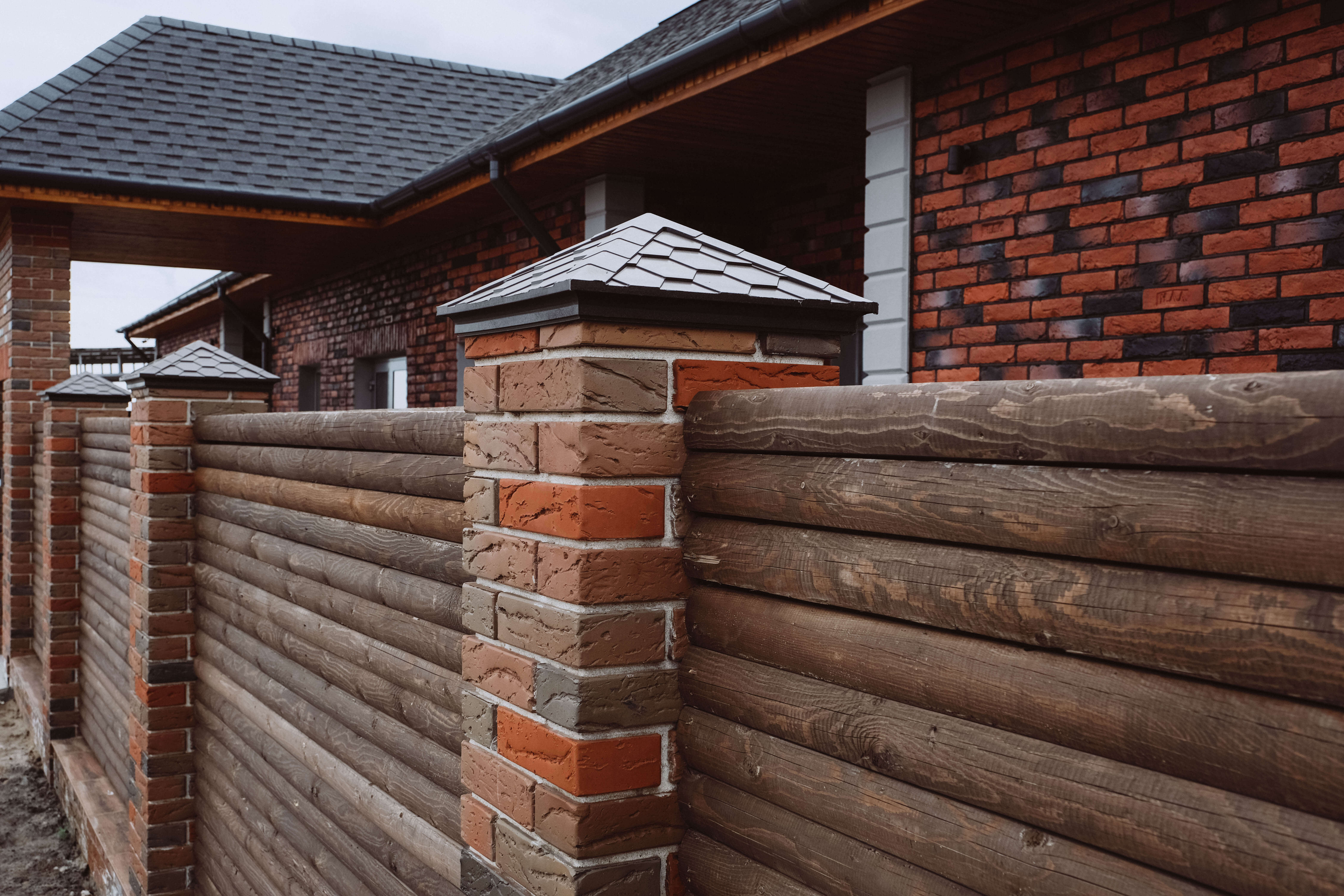 Колпак Zking Эверест Коричневый на столб 1.5х1.5 кирпича (390х390мм) в Куйбышеве фото